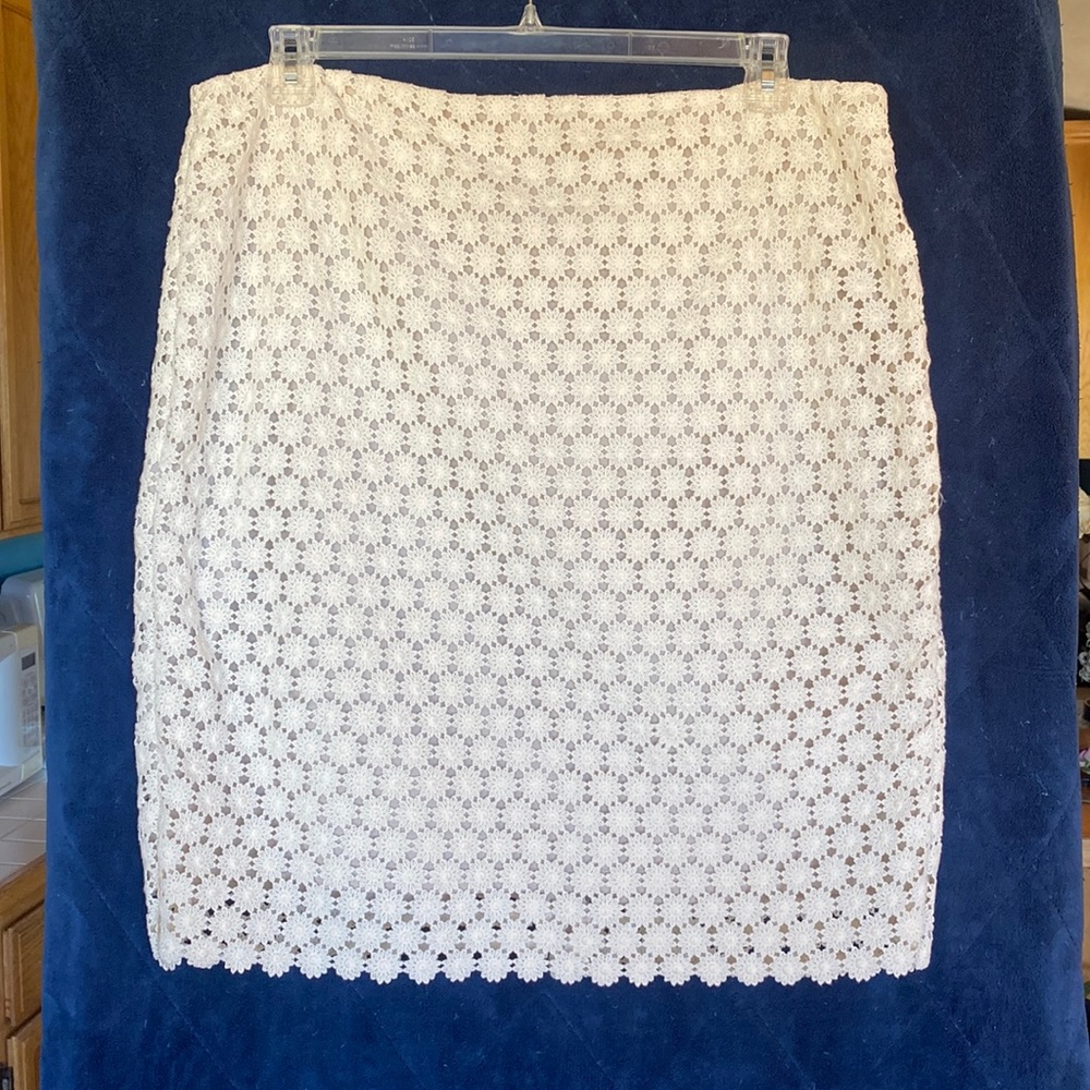Vintage Charter Club floral crochet knit cream color skirt